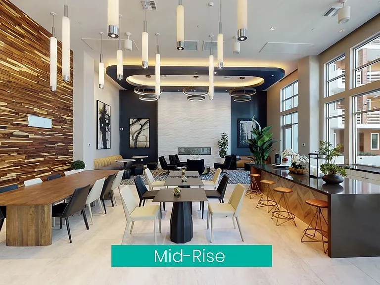 Capitol Towers - Luxury Midrise — Photo 17