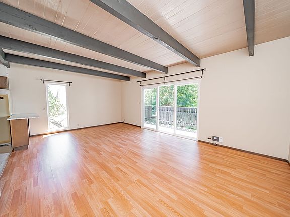 5th image of 650 Vernon St #10