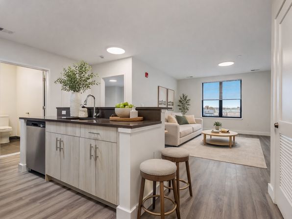 416 Highland Ave #312