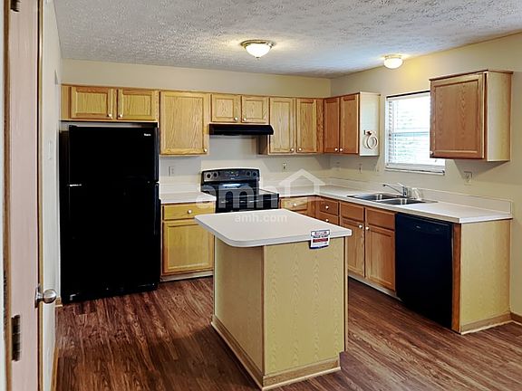 4th image of 1449 Tall Pine Ct