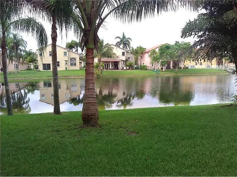 18430 NW 11th St — Photo 3