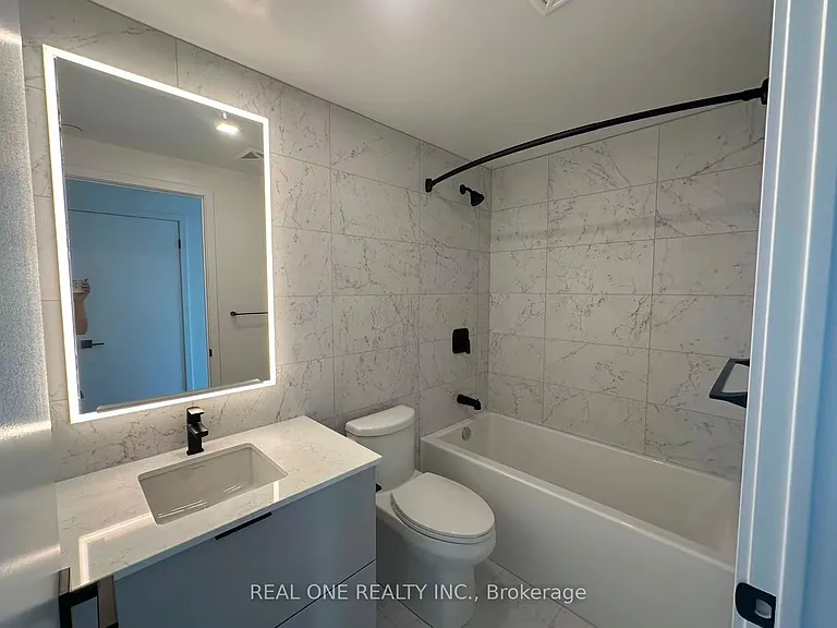 609 Sherbourne St #2802 — Photo 9