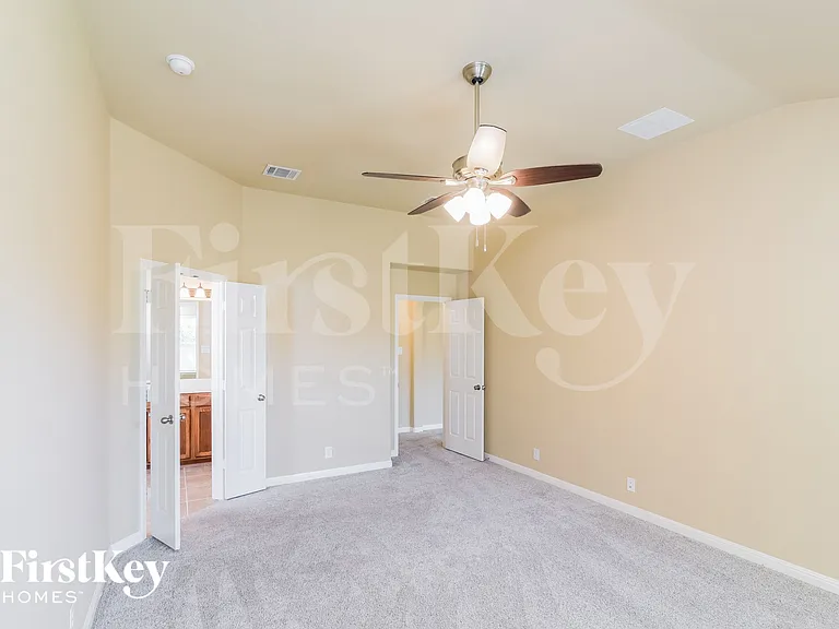 5622 Wayne Path — Photo 8