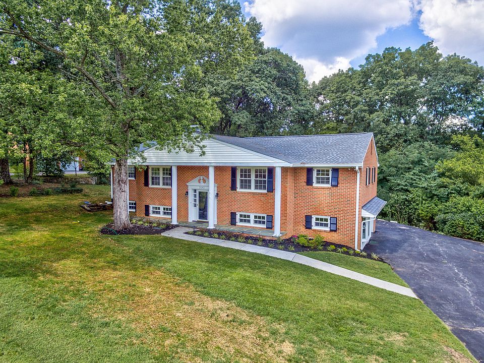 1st image of 2042 Pelham Dr