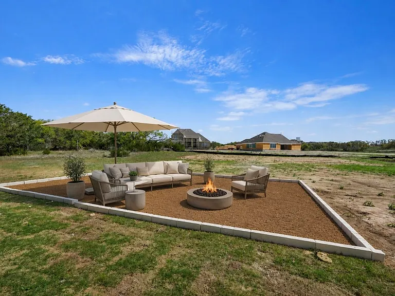 704 Prairie Clover Dr — Photo 19