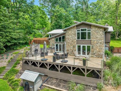 16 Due West Rd, Hendersonville, NC, 28792