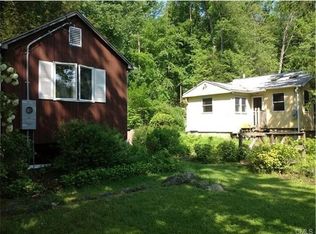 1 Holly Dr, New Fairfield, CT 06812