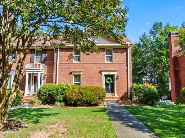 28 Huntington Place Dr #1, Atlanta, GA 30350