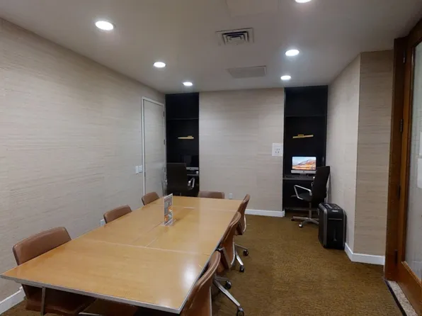 400 Chambers Street image 12 of 15