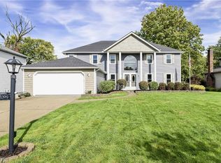 17099 Greenwood Dr, Strongsville, OH