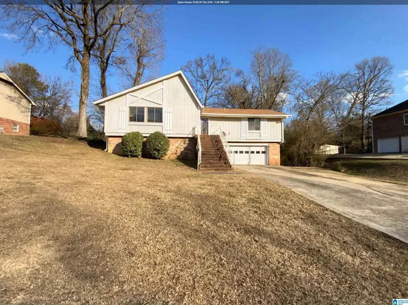 1111 3rd Ln, Pleasant Grove, AL 35127