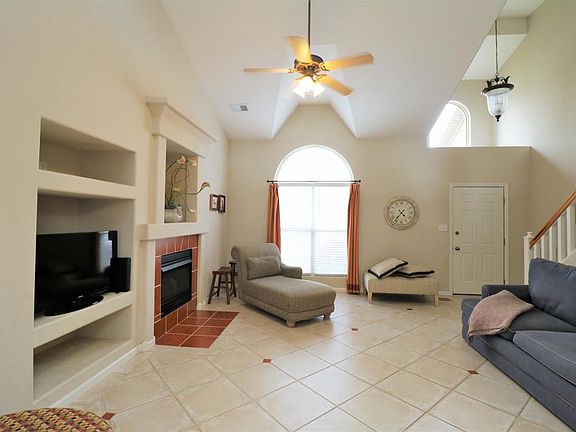 4th image of 2673 Whiteberry Dr