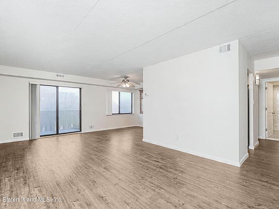 5th image of 5 Windham Loop APT 6E
