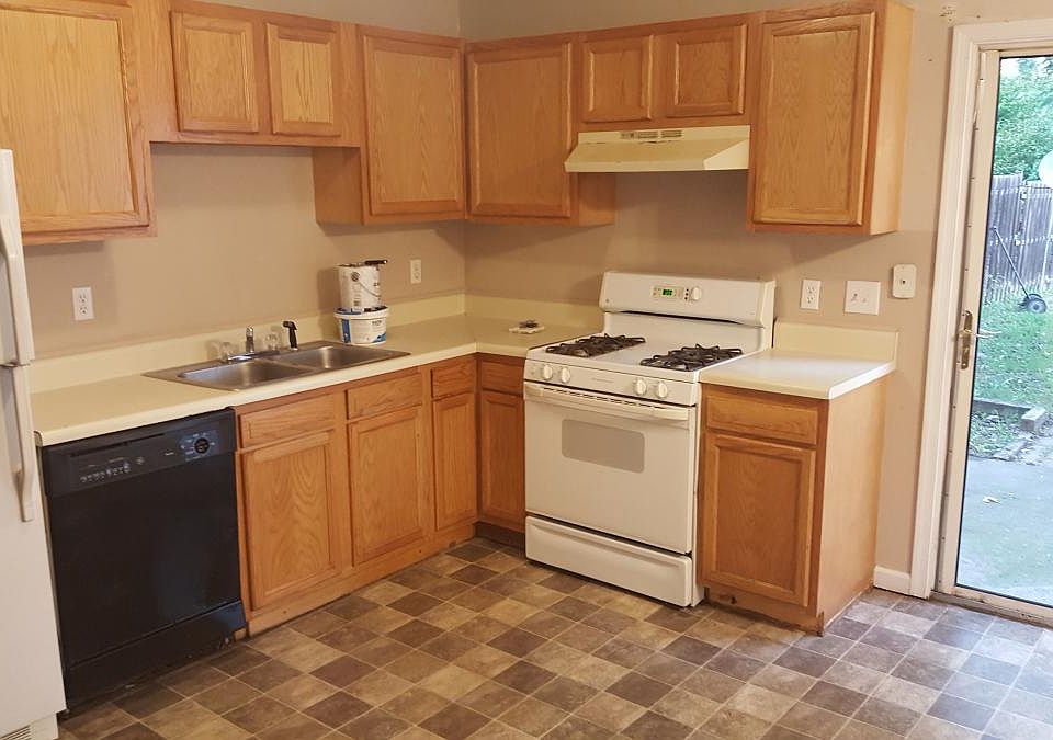 1st image of 428 Cornwallis Ct