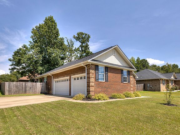 2nd image of 1855 Duke Dr