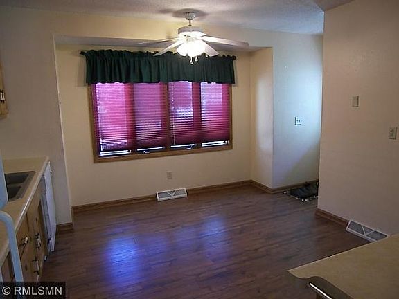 4th image of 1400 12th Ave N