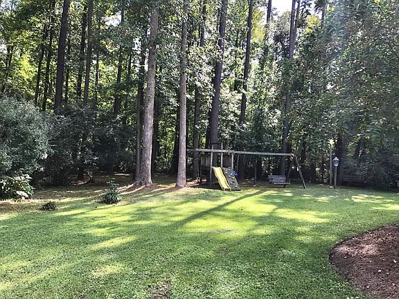 2nd image of 139 Berkshire Dr