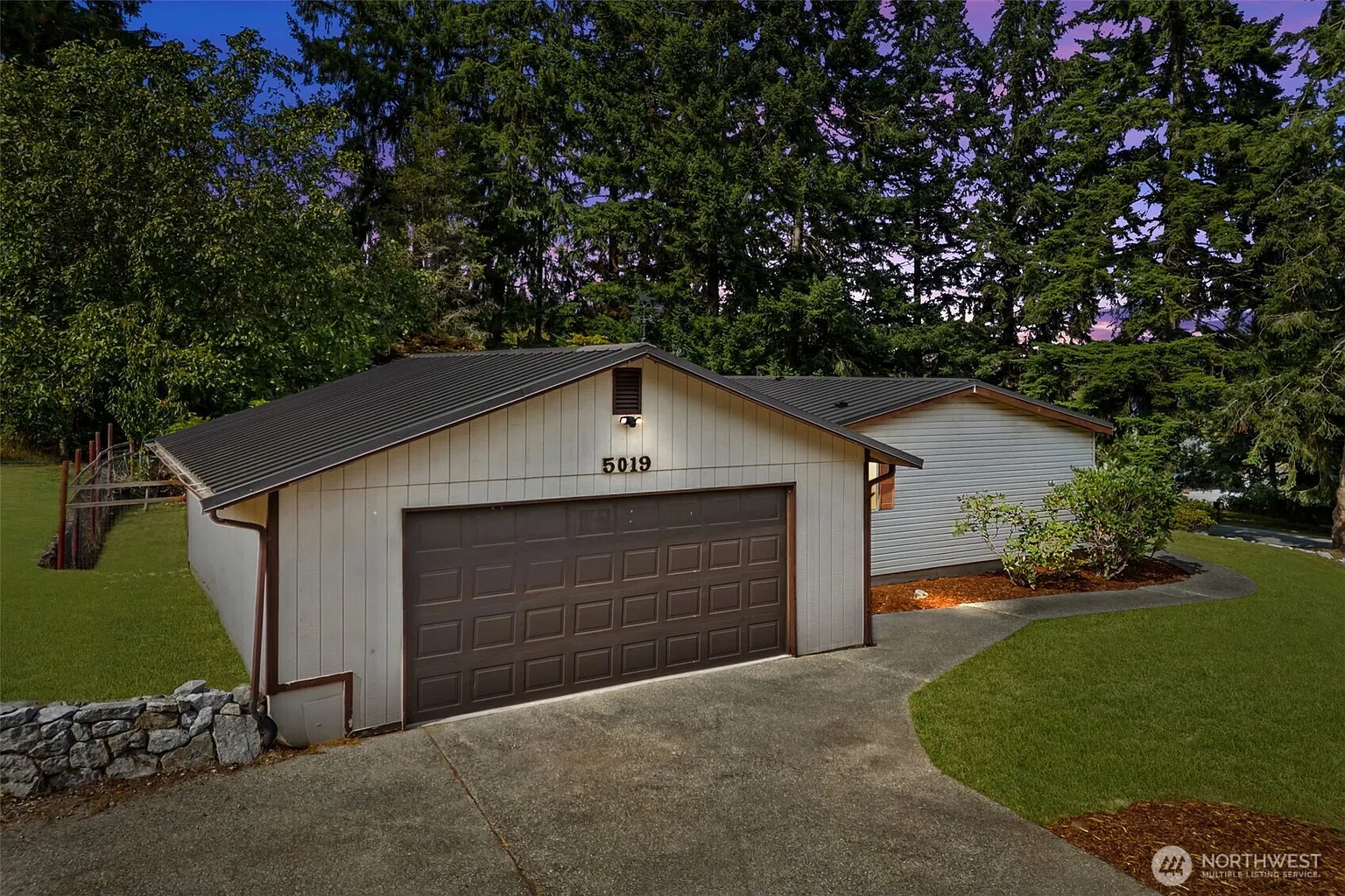 5019 Cascade Place photo 1