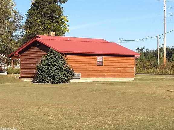3rd image of 561 Highway 375 E