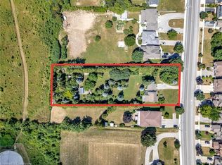 317 Highland Rd W, Hamilton, ON L8J 2S2