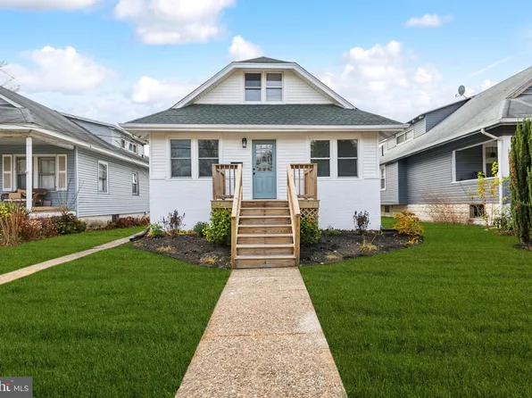 270 S Davis Ave, Audubon, NJ 08106
