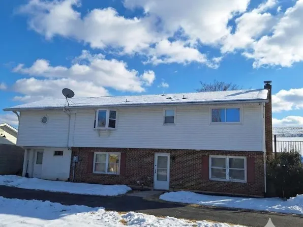 4780 Vera Cruz Rd, Center Valley, PA 18034