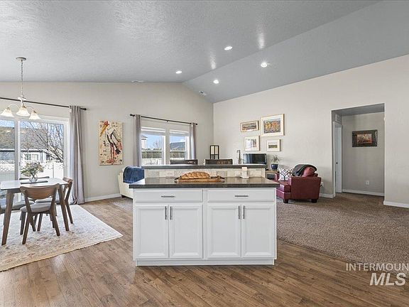 5th image of 1138 E Shady Ridge Dr