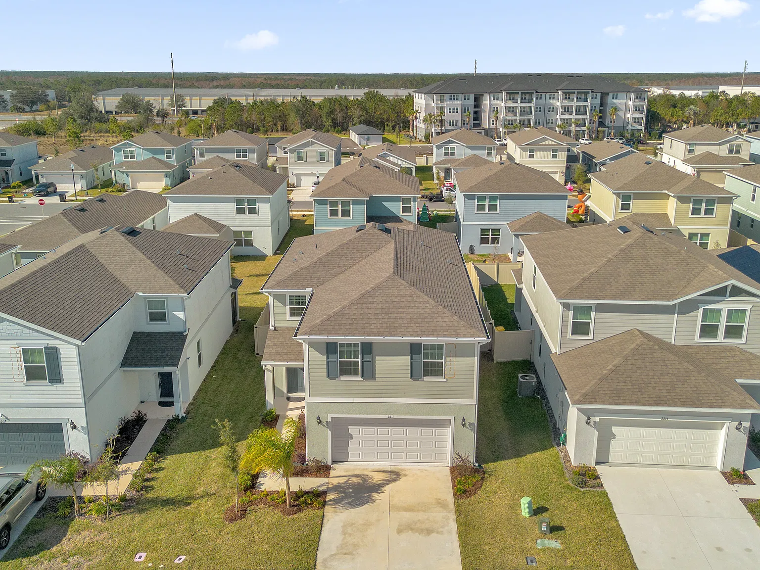 4 bed, 2615 sqft, $3,500 — Photo 4