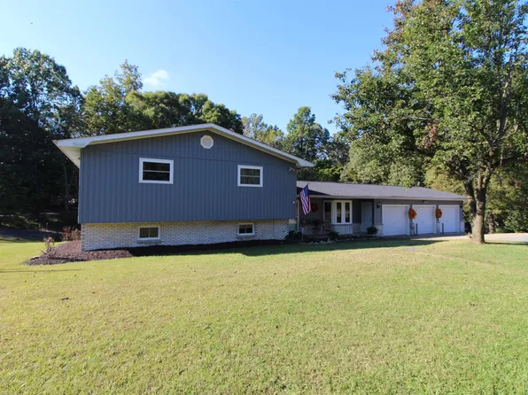 25 Helton St, Calvert City, KY 42029