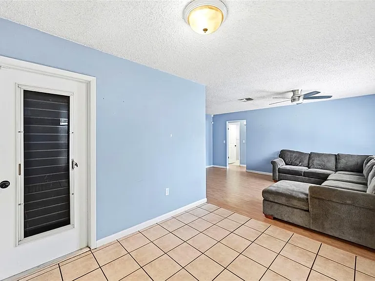 4314 Pinefield Ave — Photo 9