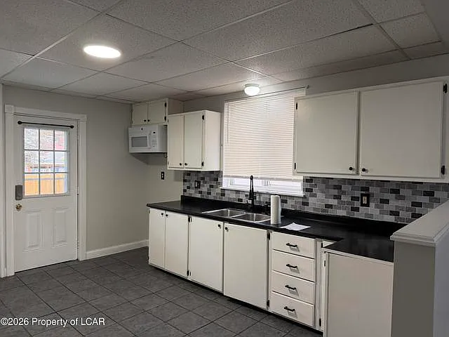 Photo 2 of 15 - 178 S Sherman St #1 - Wilkes Barre, PA Building Photo - 178 S Sherman St #1