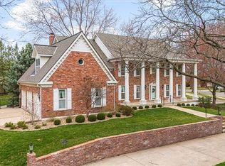 2200 W 127th St, Leawood, KS 66209