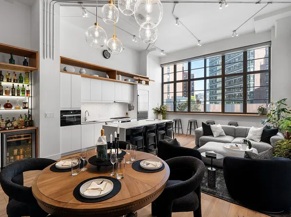 2728 Thomson Ave Unit 304, Long Island City, NY 11101