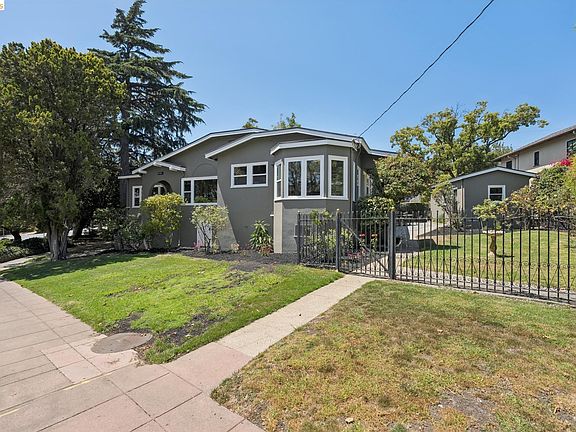 3rd image of 1080 Monterey Ave