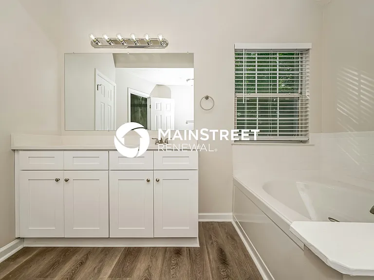 Main Bathroom