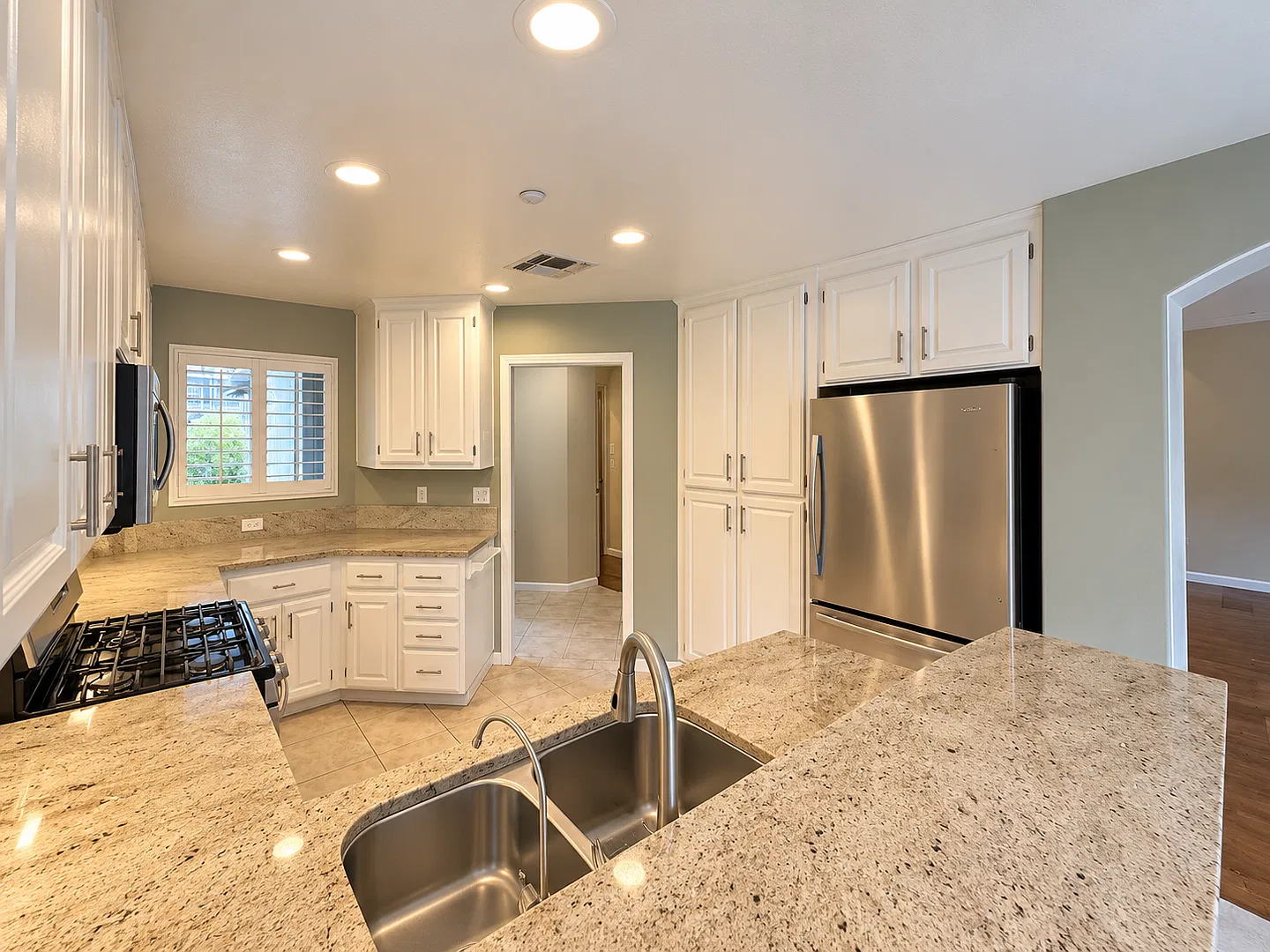 Perfect Shape Portola West Townhome in Livermore with many extras — Photo 4