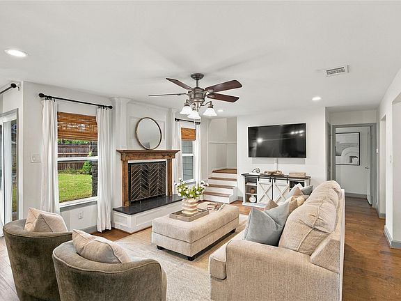 2nd image of 9506 Moorberry Ln
