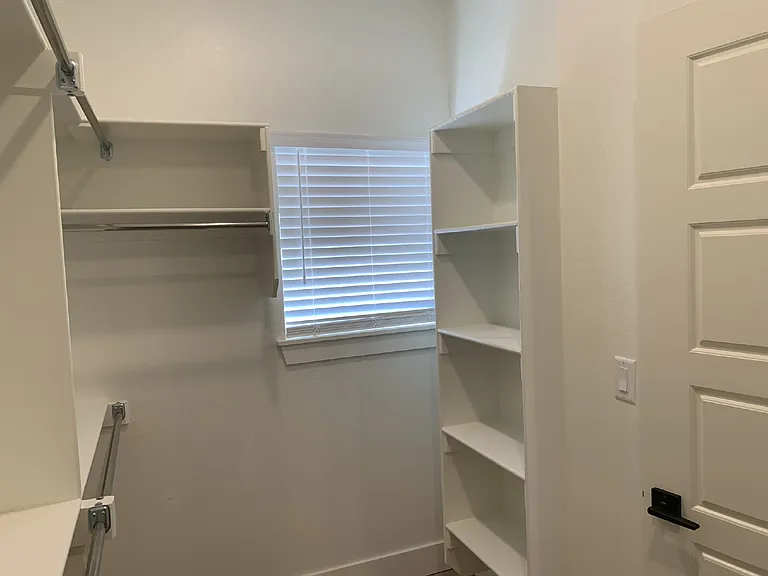 2634 SW Livingston Sq #1 — Photo 13
