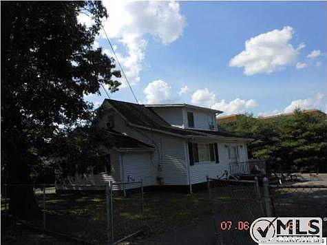 3rd image of 237 Buermann Ave