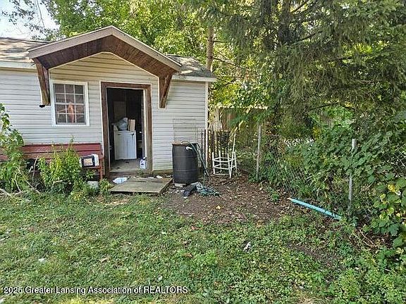 4th image of 309 S Main St