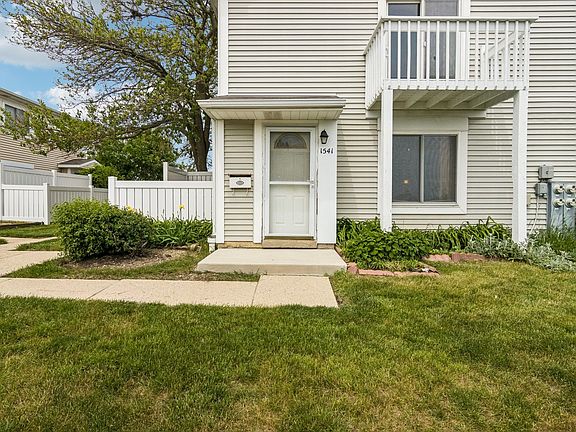 3rd image of 1541 Cornell Pl #0