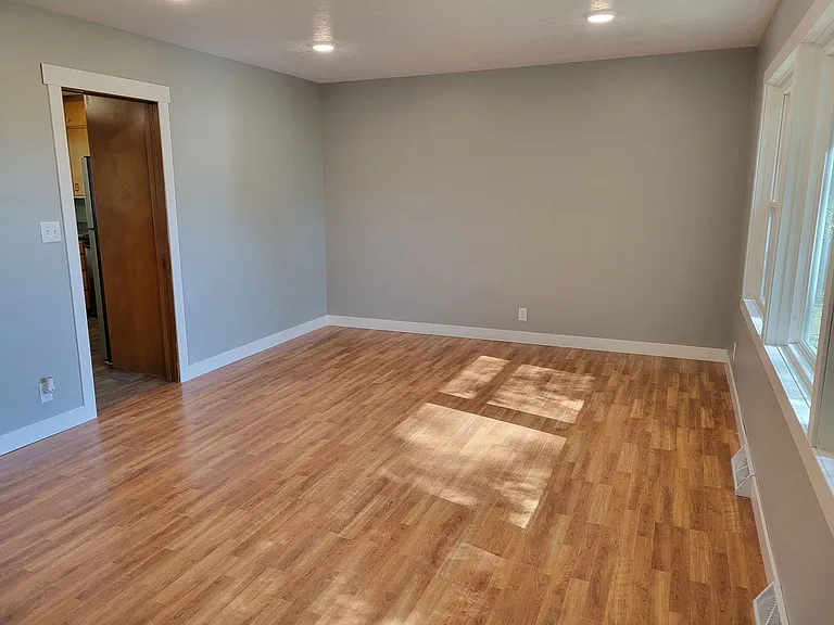 220 Church St — Photo 10