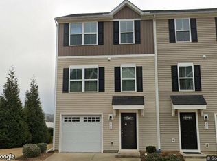 318 Parkridge Way, Simpsonville, SC 29680