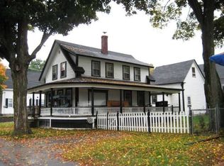 13 School St, Farmington, NH 03835