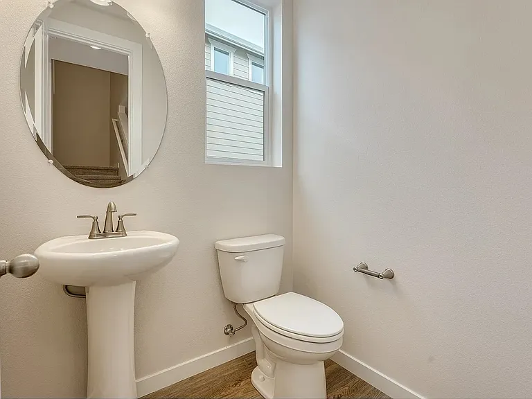 8266 SE Blanton — Photo 16