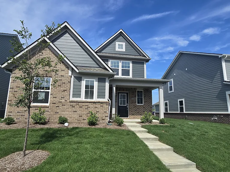 436 Eisenhower St — Photo 1