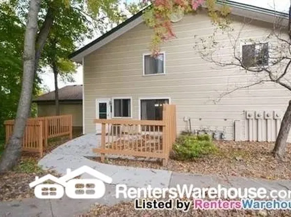 2783 Upland Ct N, Plymouth, MN 55447