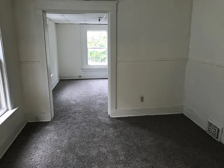 219 Chestnut St #1 — Photo 5