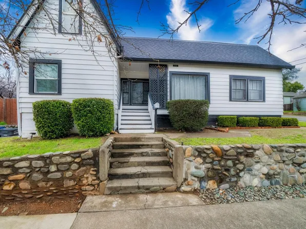 2208 Shasta St, Redding, CA 96001