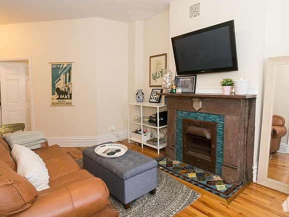 2nd image of 2137 N Sheffield Ave #2F
